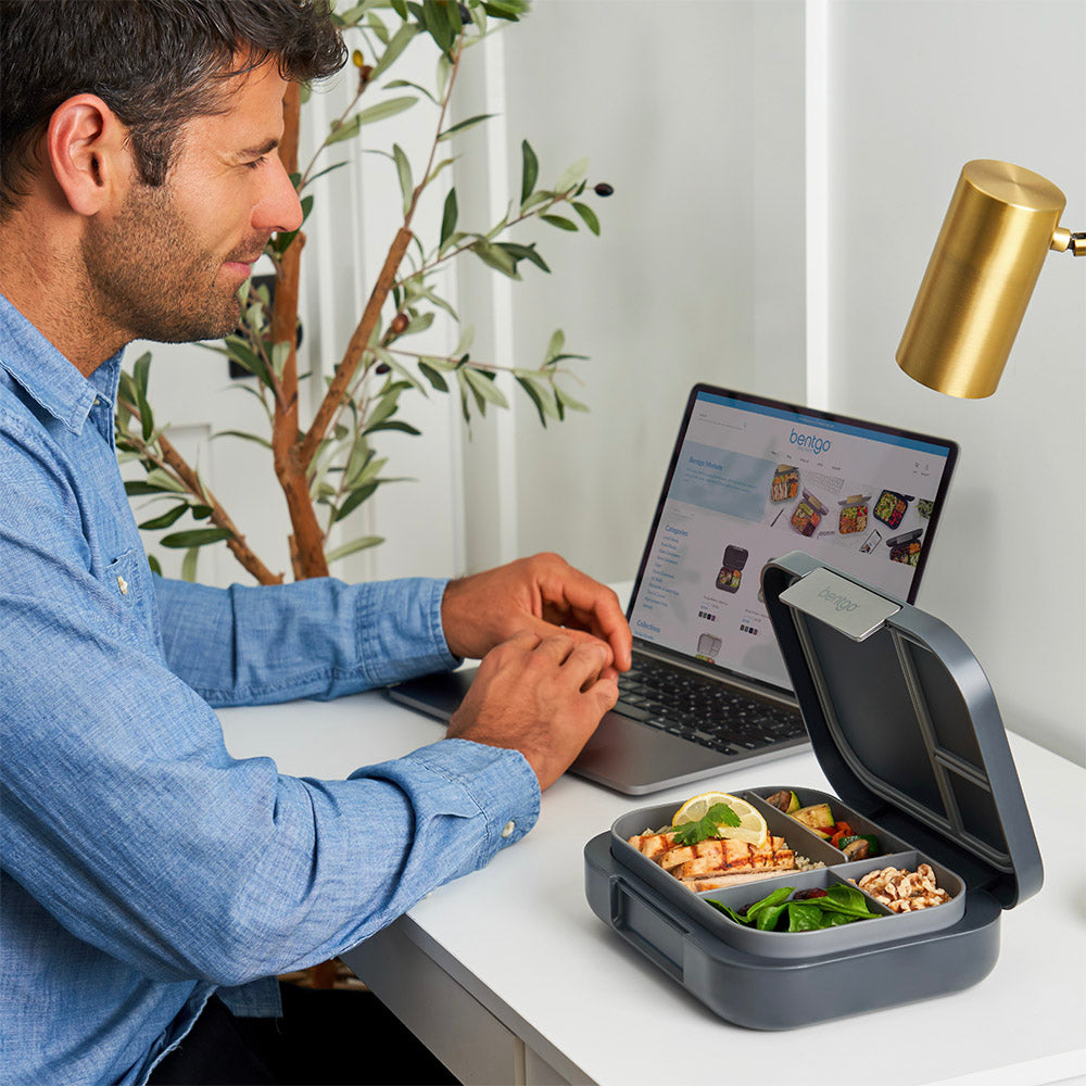 bentgo-modern-lunch-box-and-snack-cup-w5 BGMDNBDL-DG_4.jpg